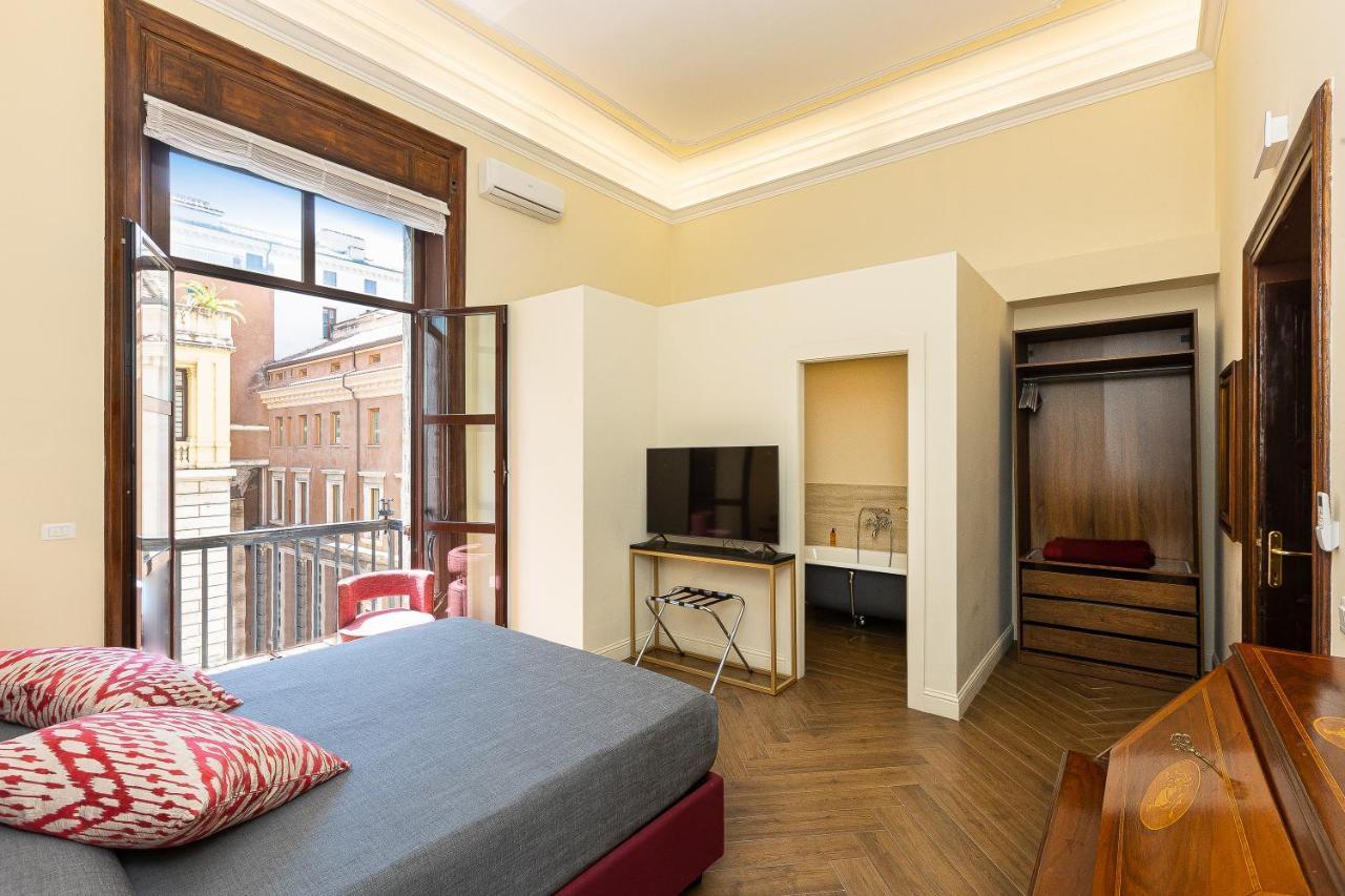 สปา อพาร์ตเมนต์ เวีย บาร์เบรินี Apartment โรม ภายนอก รูปภาพ